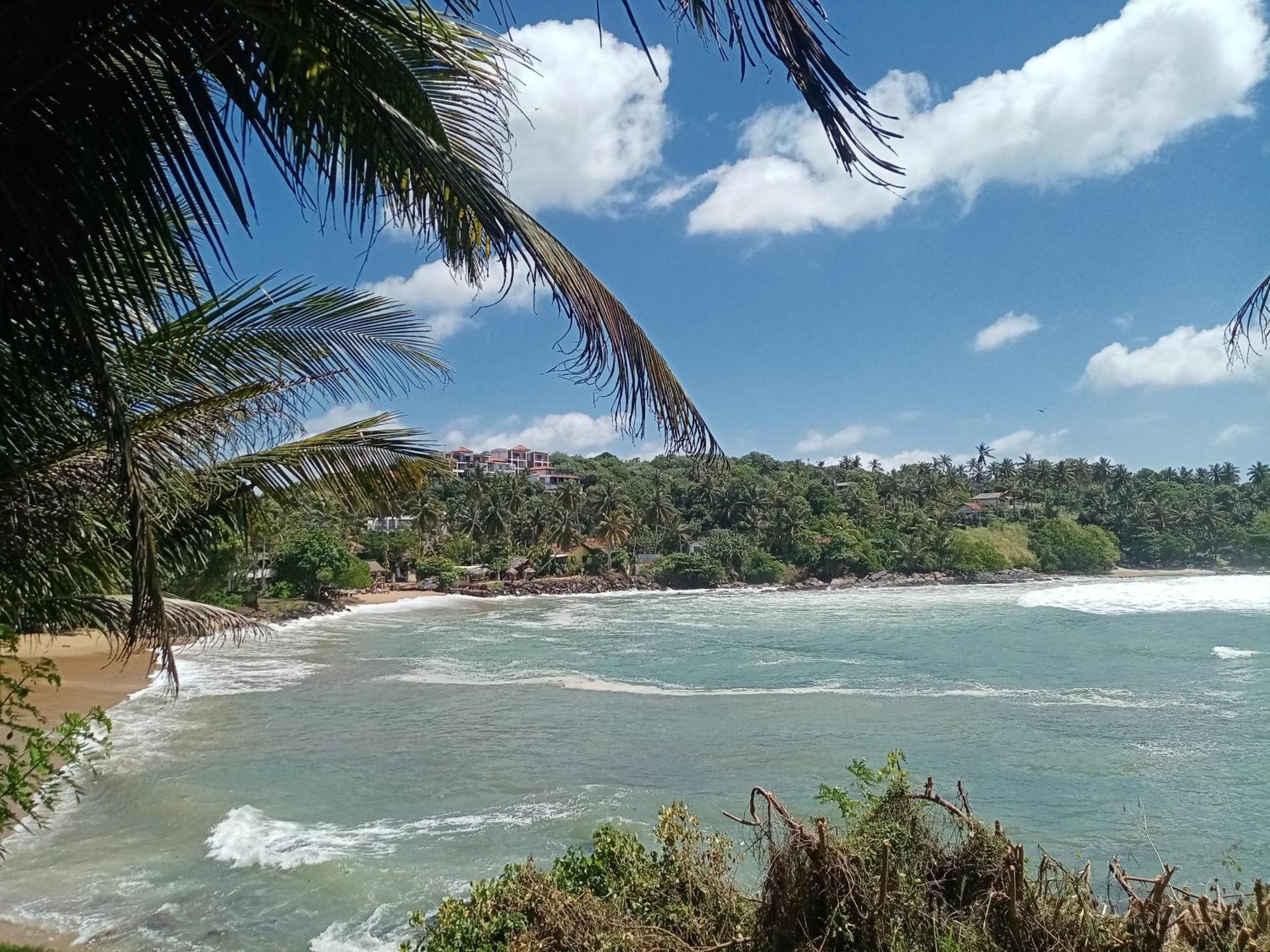 Surf Paradise Tangalle Εξωτερικό φωτογραφία